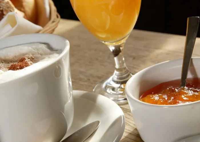 Zur Post Πανδοχείο *